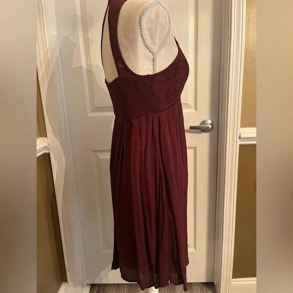 Abercrombie & Fitch Dress Keyhole Maroon‎ Lace S - Picture 4 of 12